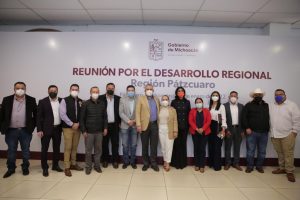 *Propone Bedolla potenciar economía de la región Pátzcuaro mediante el turismo* 
