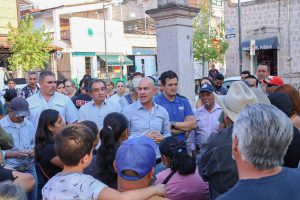 *Adolfo Torres atiende a usuarios de Santa María pese a intento de sabotaje*