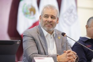 *Michoacán mantendrá calendario escolar oficial; clases concluyen el 15 de julio: Bedolla*