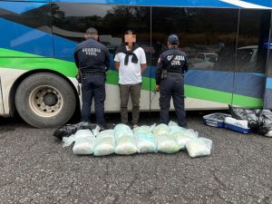*Aseguran Guardianes del Camino más de 27 kg de mariguana en la Autopista Siglo XXI*