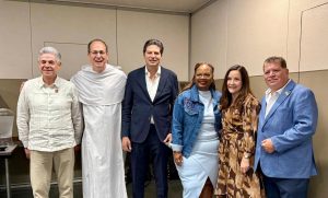 *Alfonso Martínez se reúne con la comunidad migrante en Chicago*