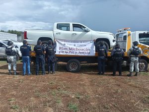 *Asegura Guardia Civil 3 vehículos con reporte de robo en Los Reyes*