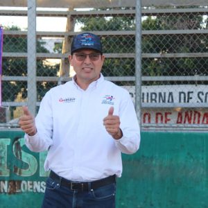 Exfuncionario de Rocha Moya es detenido en EU con 111 mil pastillas de fentanilo.