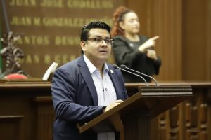 *Toño Carreño plantea reformas a la Ley de Salud para atención de lupus y otras enfermedades autoinmunes*